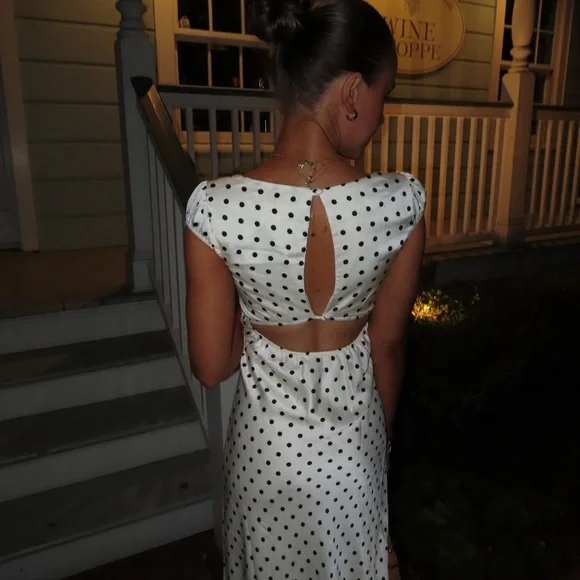 Jessica Simpson White and Black Polka Dot Maxi Dress - Picture 3 of 4